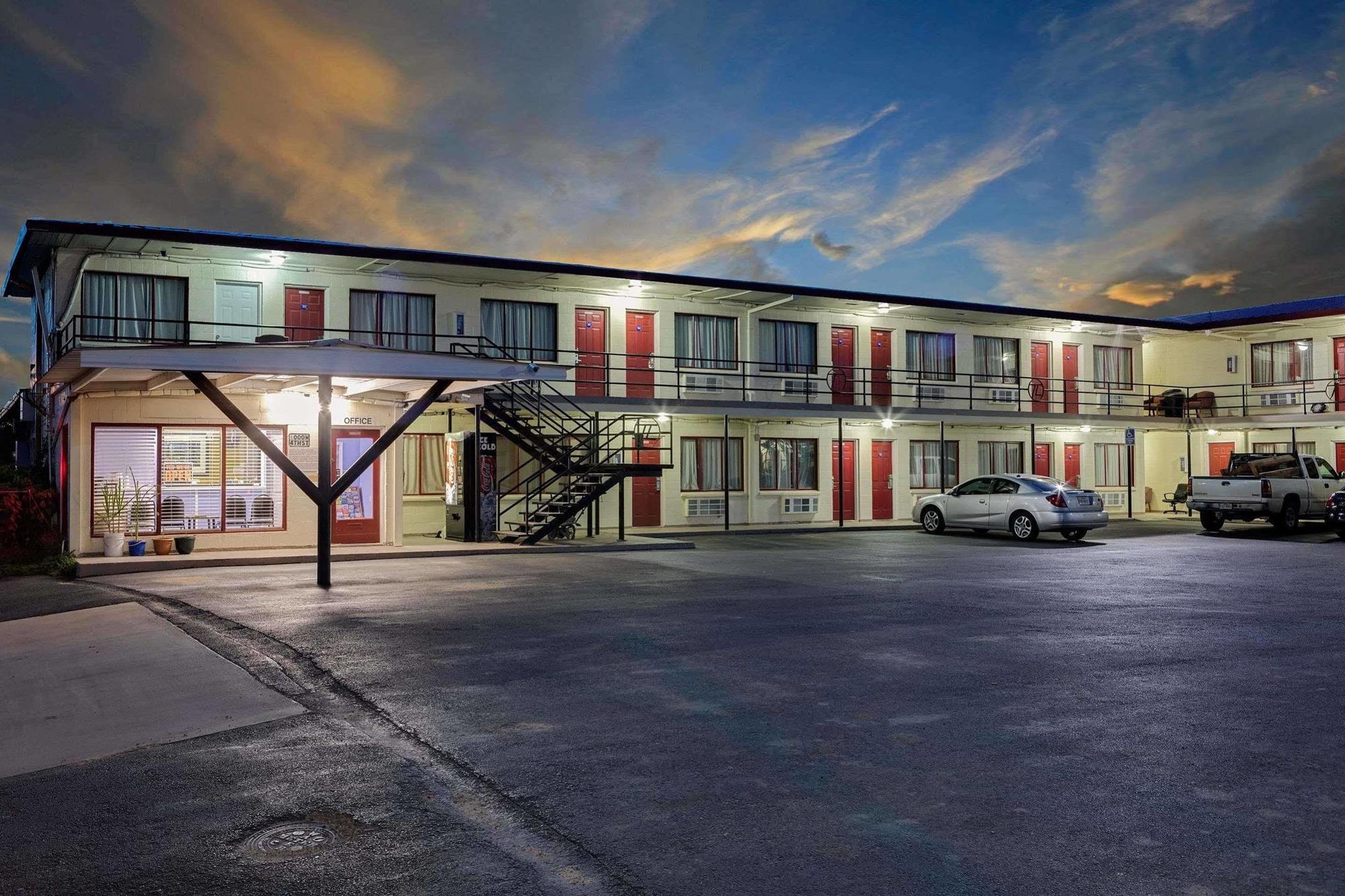 Knights Inn Big Spring Εξωτερικό φωτογραφία